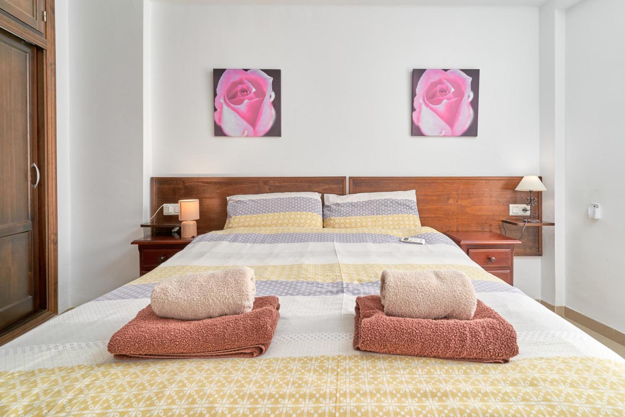1 Bed Apartment With Sea View เนร์คา ภายนอก รูปภาพ