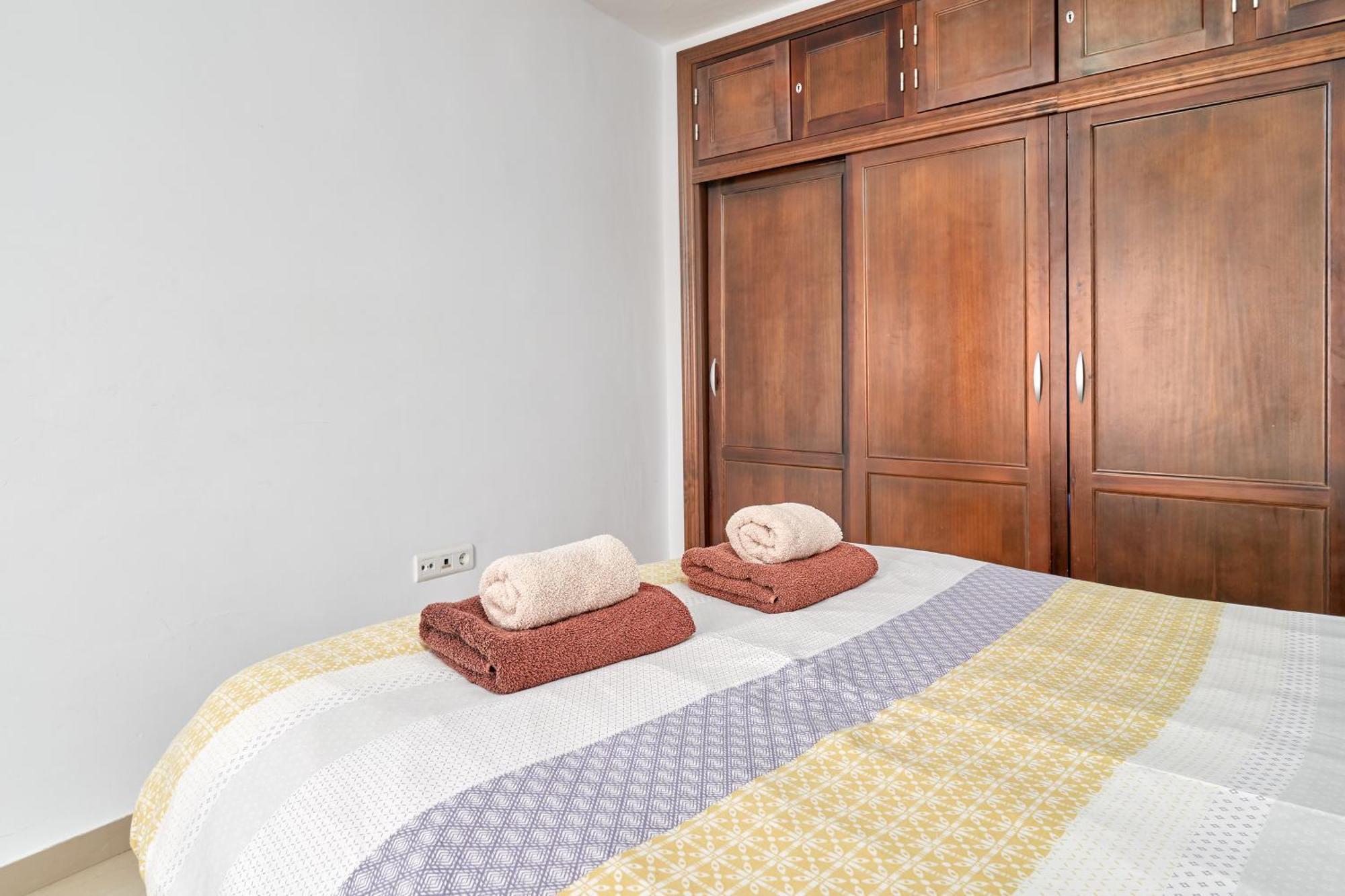 1 Bed Apartment With Sea View เนร์คา ภายนอก รูปภาพ