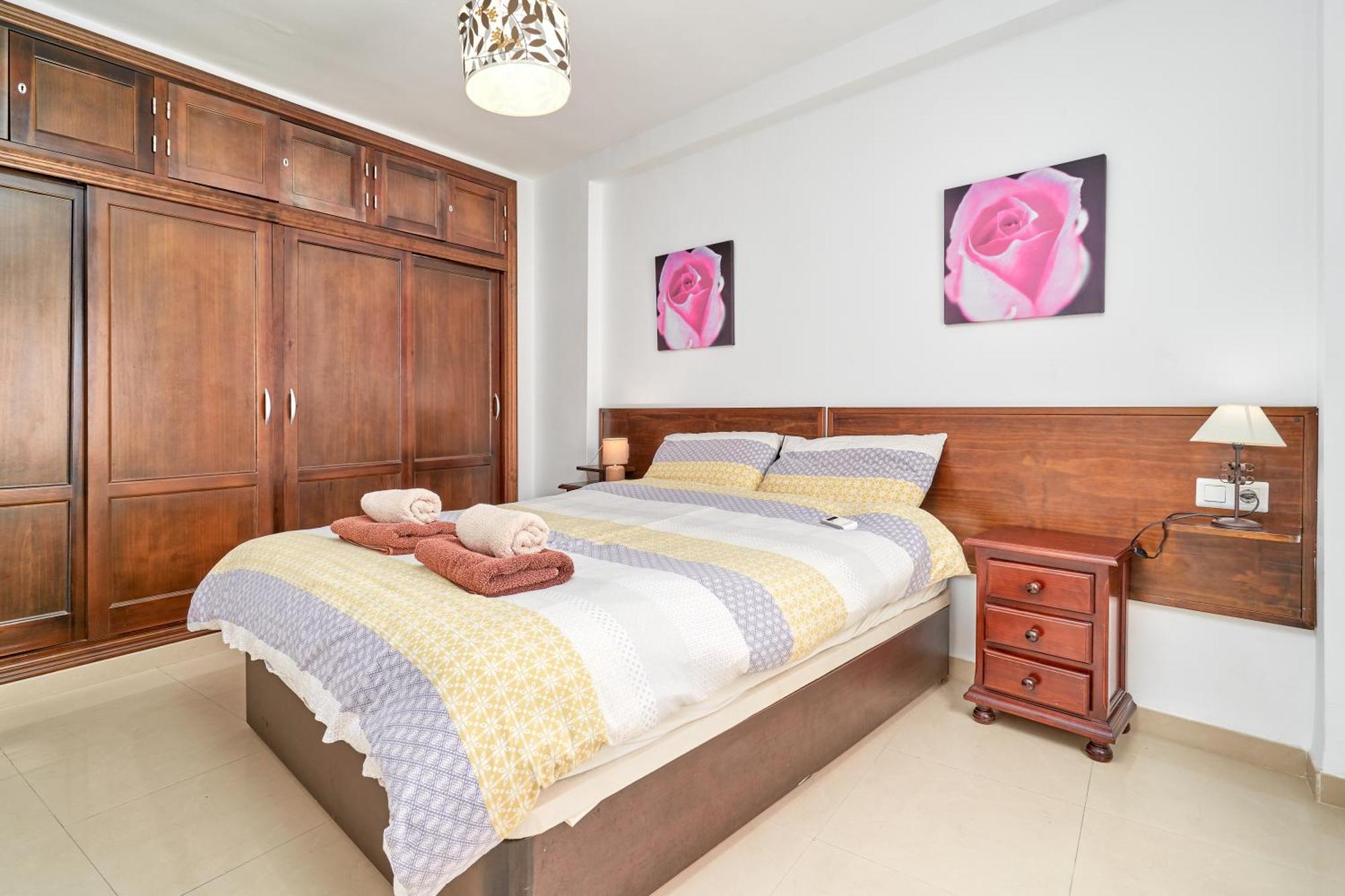 1 Bed Apartment With Sea View เนร์คา ภายนอก รูปภาพ